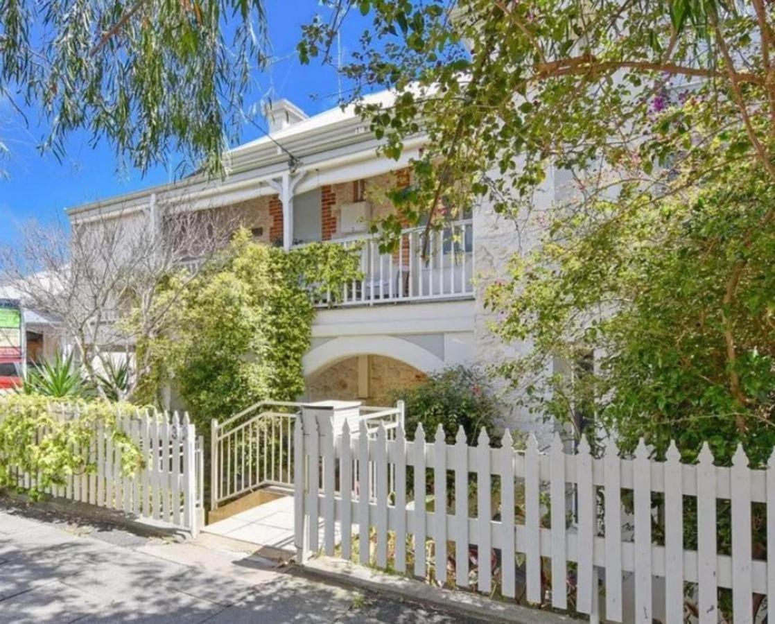 Arundels Boutique Accommodation West Perth Exteriör bild