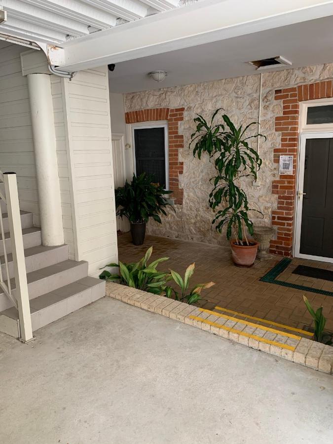 Arundels Boutique Accommodation West Perth Exteriör bild