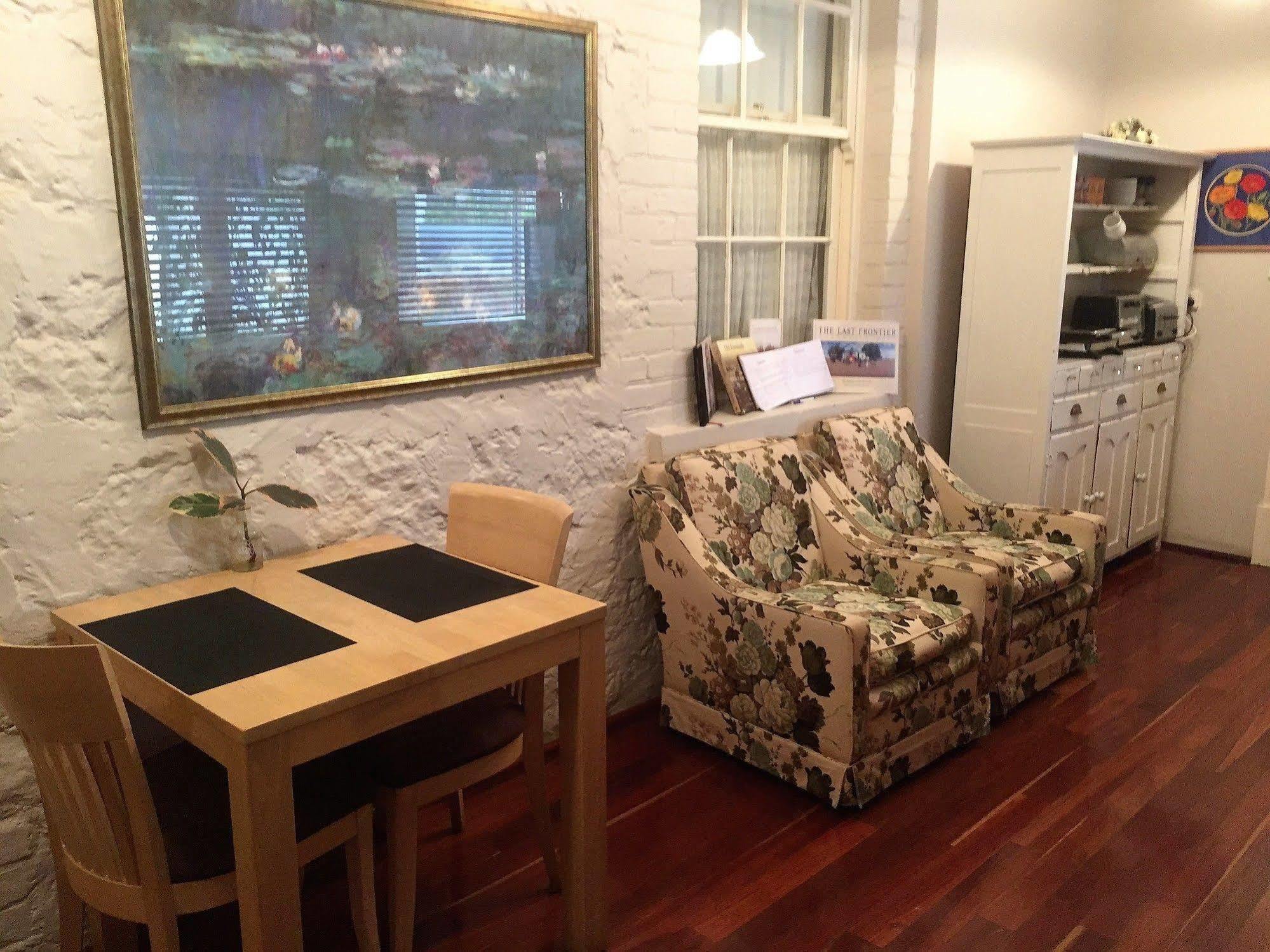 Arundels Boutique Accommodation West Perth Exteriör bild