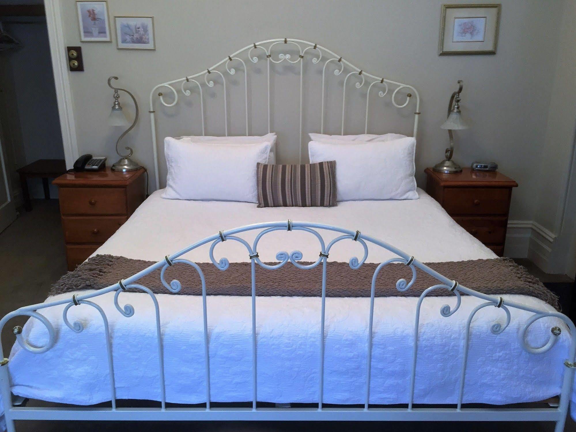 Arundels Boutique Accommodation West Perth Exteriör bild